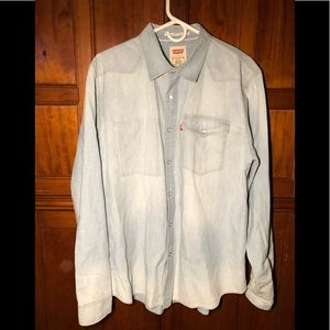 Long Sleeve Levi’s Shirt Button Down